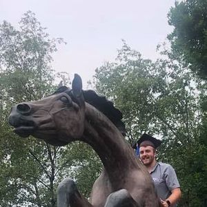 Meet your Posher, Joel